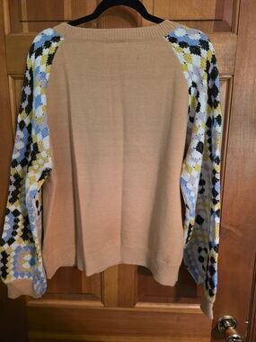 Women's Camel Crewneck Sweater with Patterned Raglan Sleeves